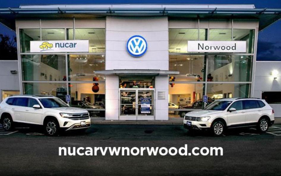 Dealership gallery photo 1